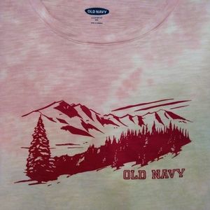 Old Navy T-shirt